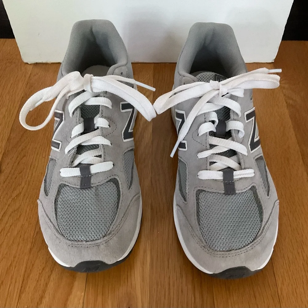 New Balance Sneakers - Picture 2 of 5